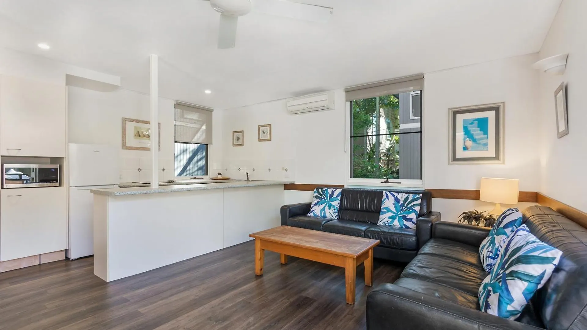 The Hastings Beach Houses Noosa Heads Villa